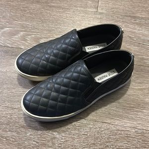 Steve Madden slide on tennis shoes
